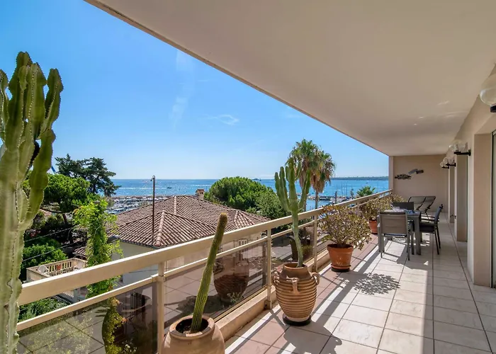 Bright With Sea View - Palm Daire Cannes