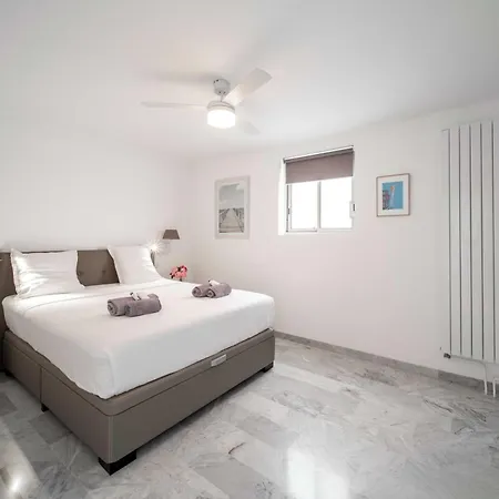 Apartment Renovated 155m2 3br6p - Palm Cannes