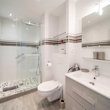 Apartment Renovated 155m2 3br6p - Palm